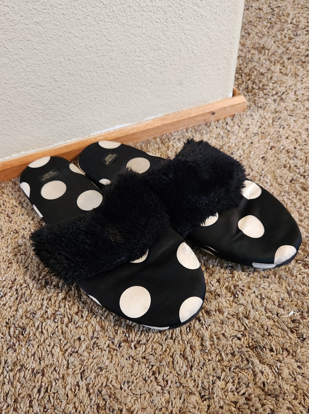 Victoria's Secret Black Faux Fur Slide Slippers with White Polka Dots